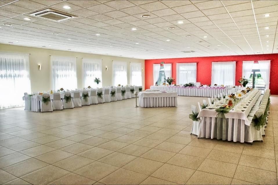 Vistula Hotel Świecie Esterno foto
